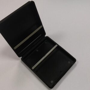 PAPIEROŚNICA PLASTIKOWA VIP (1/440)